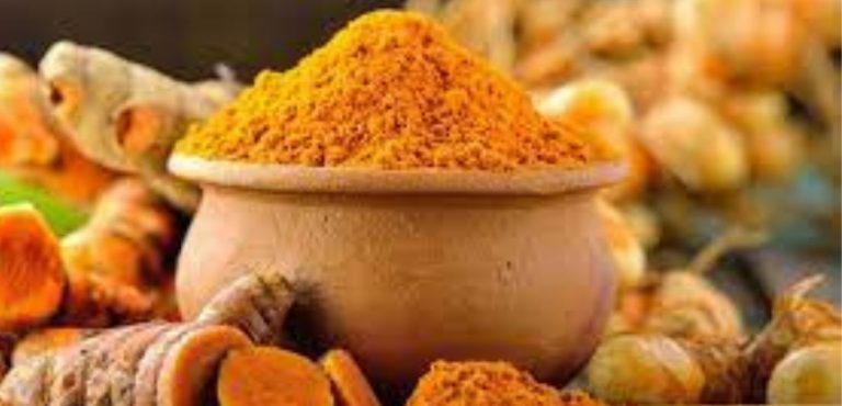 রূপচর্চায়-হলুদ
