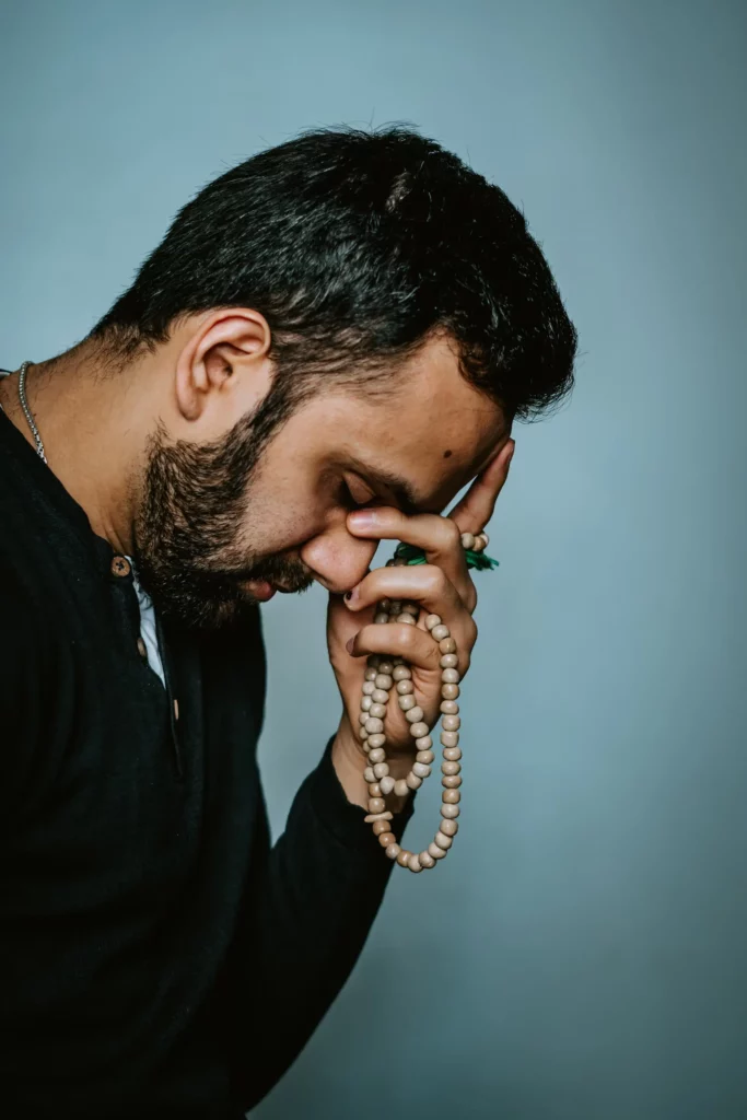 ছেলেদের কষ্টের ছবি