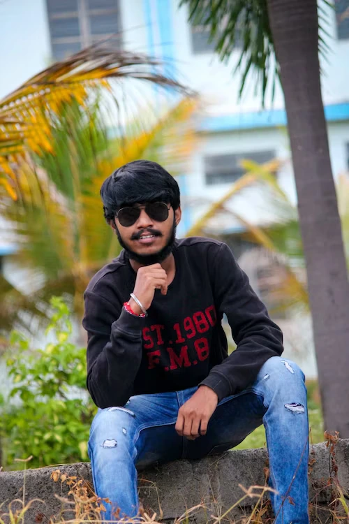 ছবি তোলার স্টাইল পিক