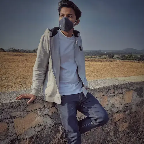 গ্রামের ছেলেদের পিক