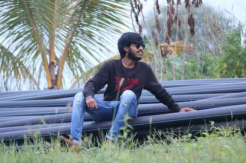 গ্রামের ছেলেদের পিক